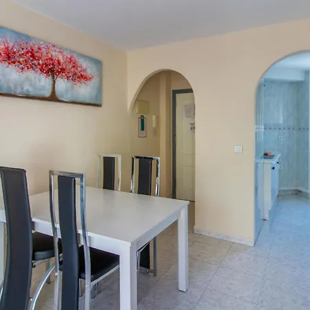 Awesome In With Kitchen Apartment *
